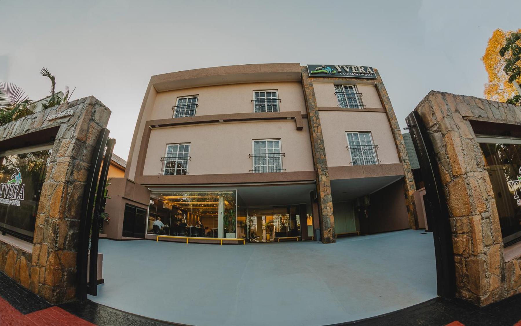 Hotel Yvera Cataratas Пуерто-Іґуасу Екстер'єр фото